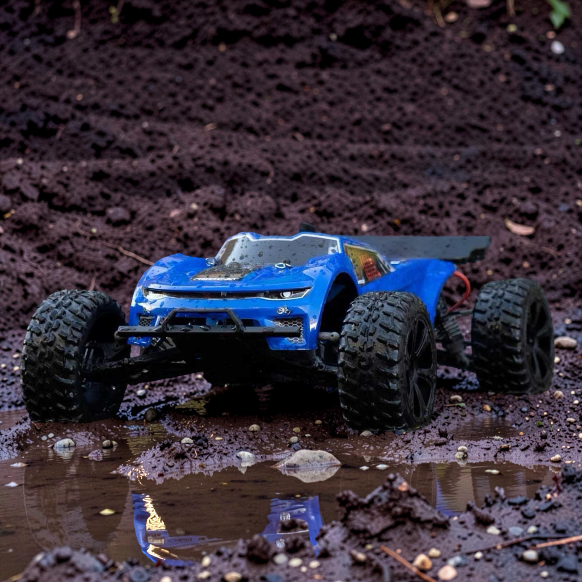 1/10 Scale Brushed Electric Truggy RTR with 2.4GHz Radio, Battery & Charger Included