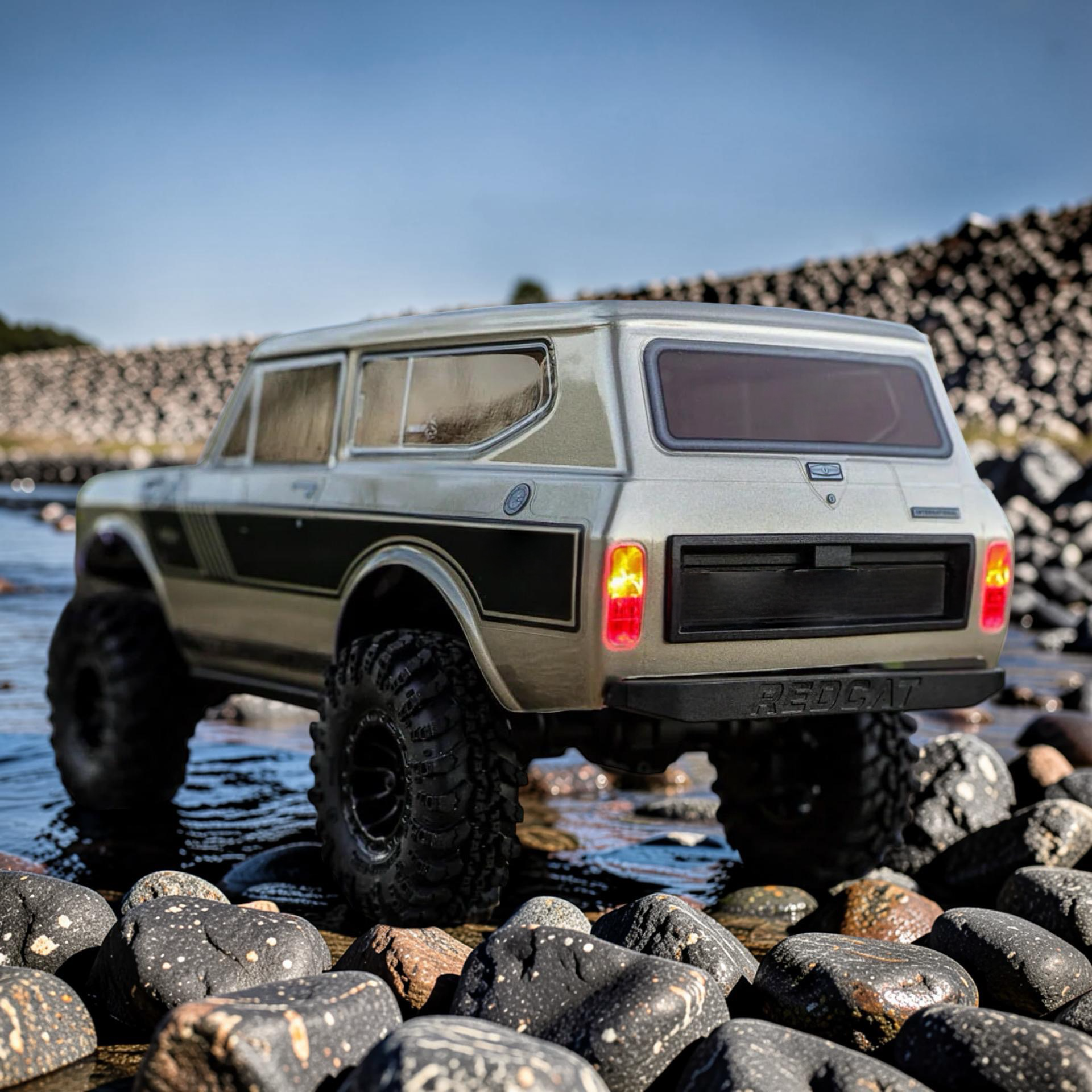 1/18 Scale Brushless Electric Rock Crawler RTR with 2.4GHz Radio, Battery & Charger Included