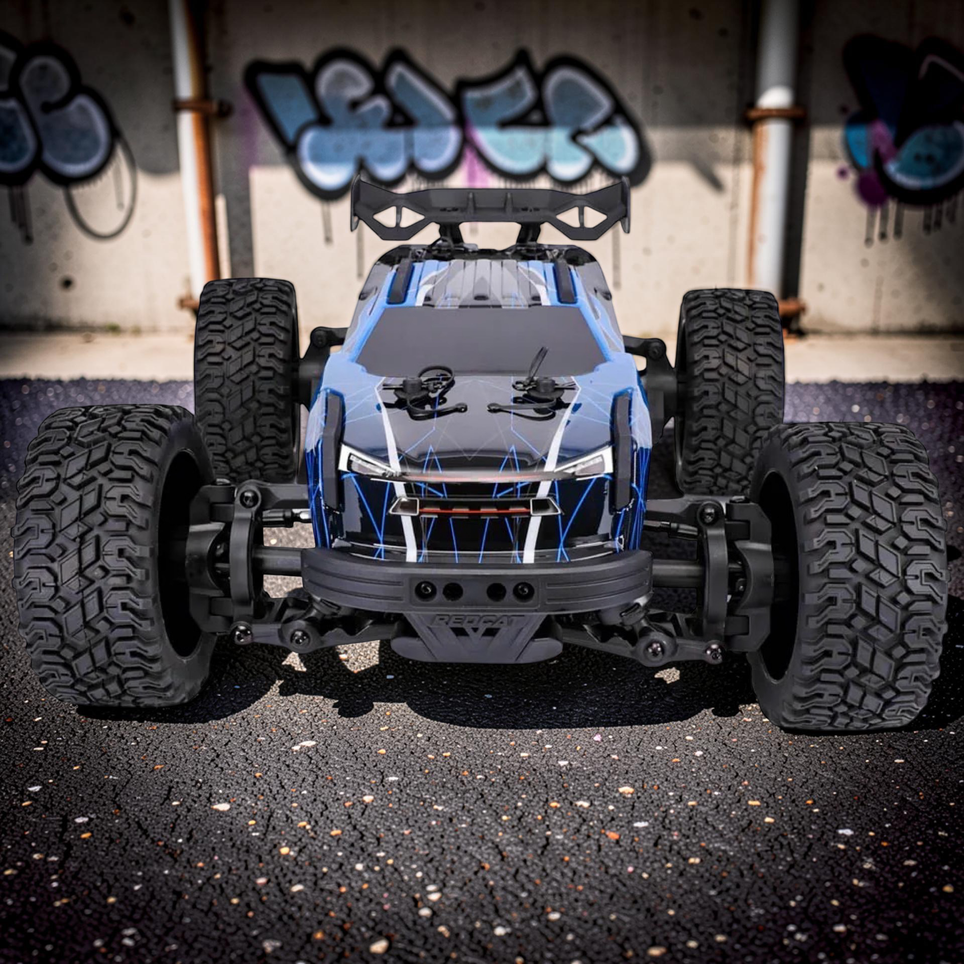 1/10 Scale Brushless Electric Truggy RTR with 2.4GHz Radio, Battery & Charger Included