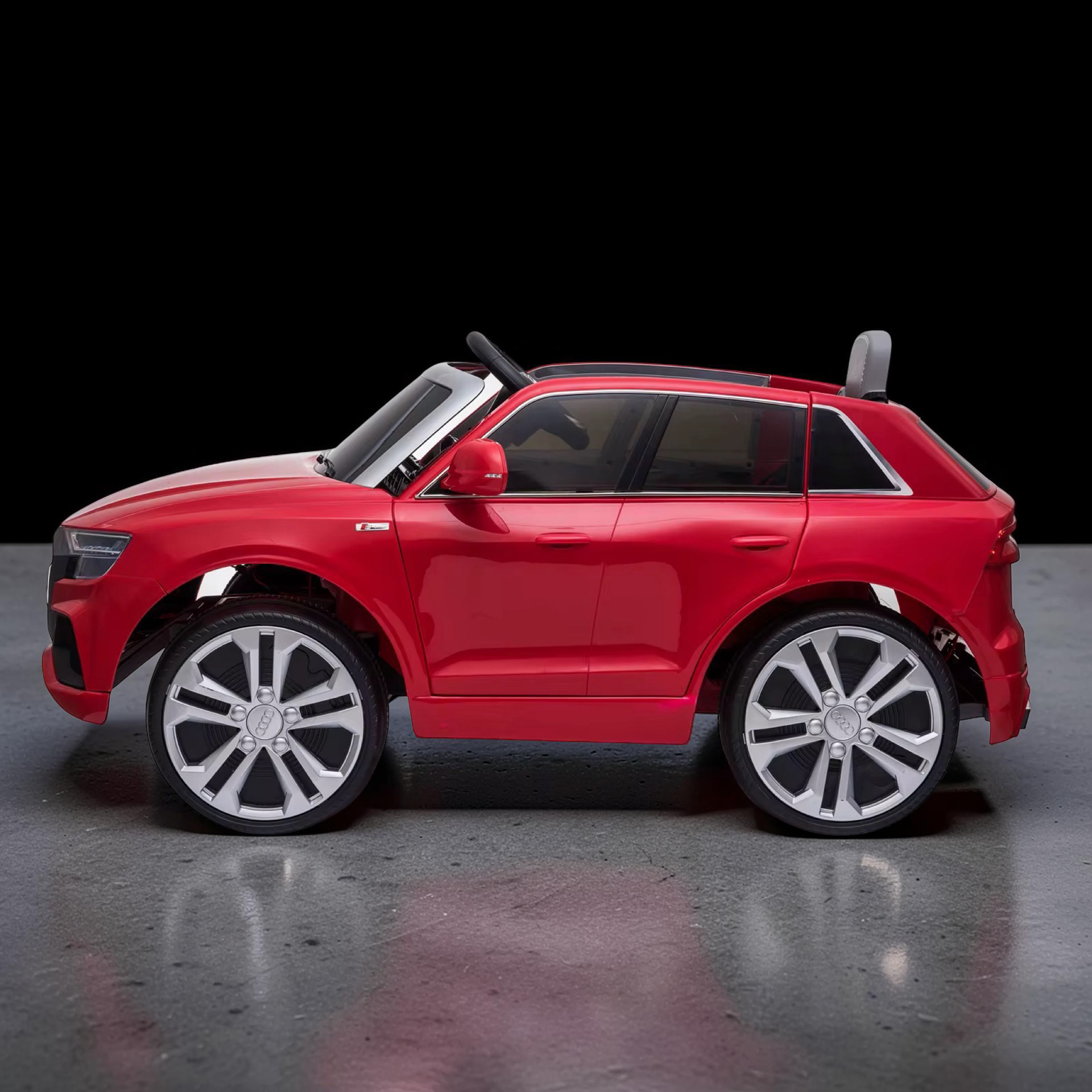 2026 Audi Q8 Kids Ride-On Car – Large (Ages 1–6), 50W Dual Motors, LED Lights, Bluetooth Speakers & Parental Remote Control