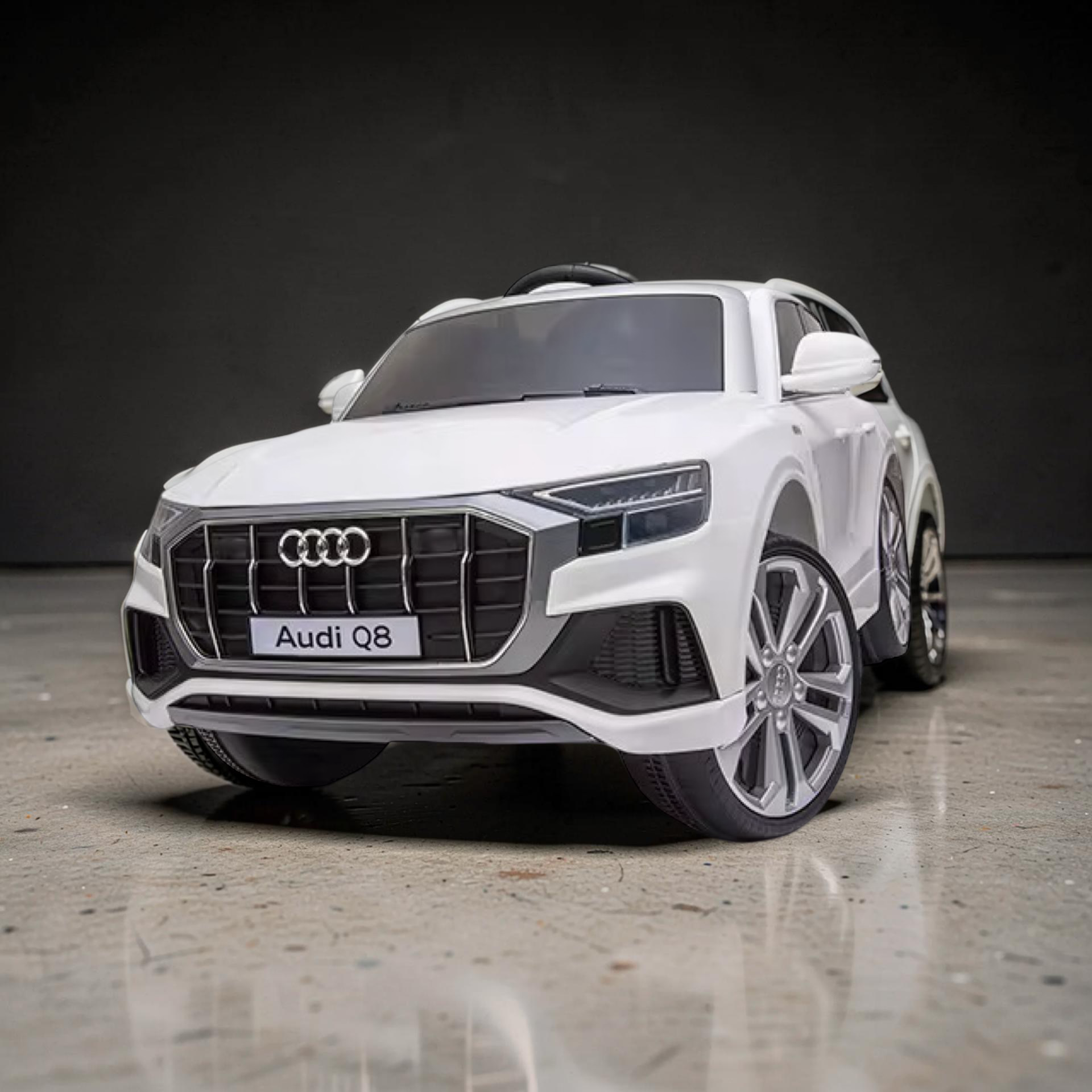 2026 Audi Q8 Kids Ride-On Car – Large (Ages 1–6), 50W Dual Motors, LED Lights, Bluetooth Speakers & Parental Remote Control