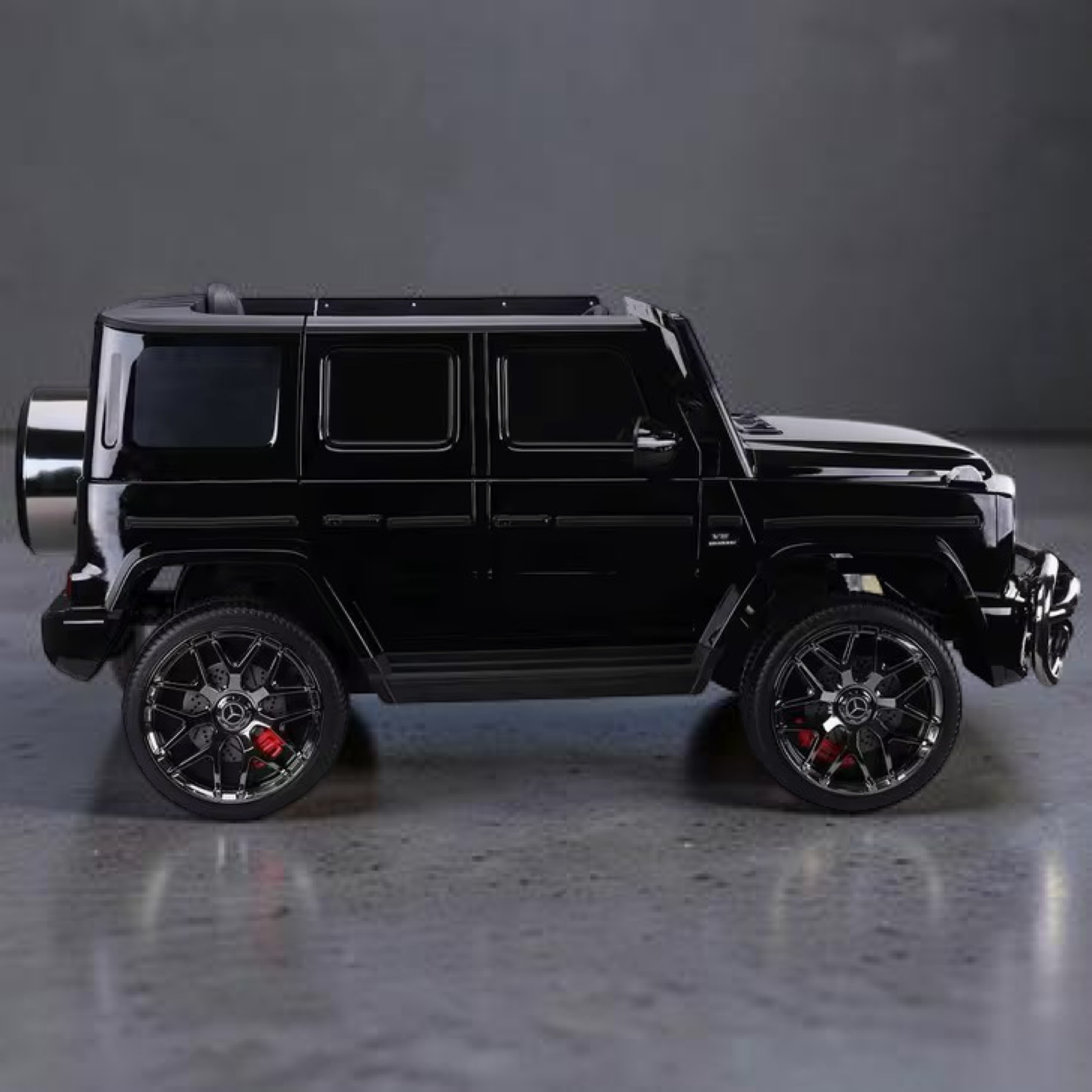 2026 XXL Mercedes-Benz AMG G-Wagon Kids 2-Seater Ride-On SUV – 150W 4 Motors, Leather Seats, Rubber Tires, LED Lights, Bluetooth Speakers & Remote Control (Ages 3–10)