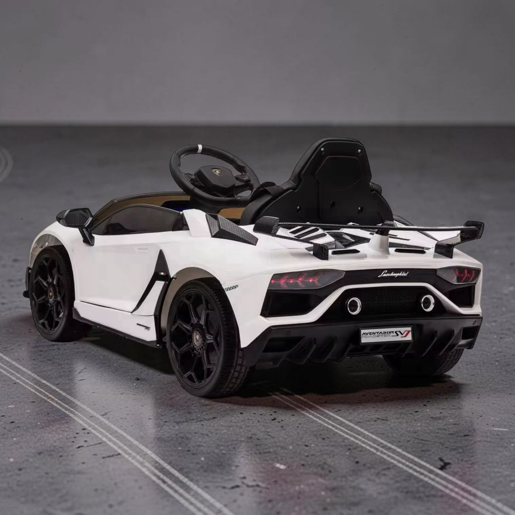 2026 Large Lamborghini Aventador Kids Ride-On Car – 50W Dual Motors, Hydraulic Butterfly Doors, LED Lights, Bluetooth Speakers & Remote Control