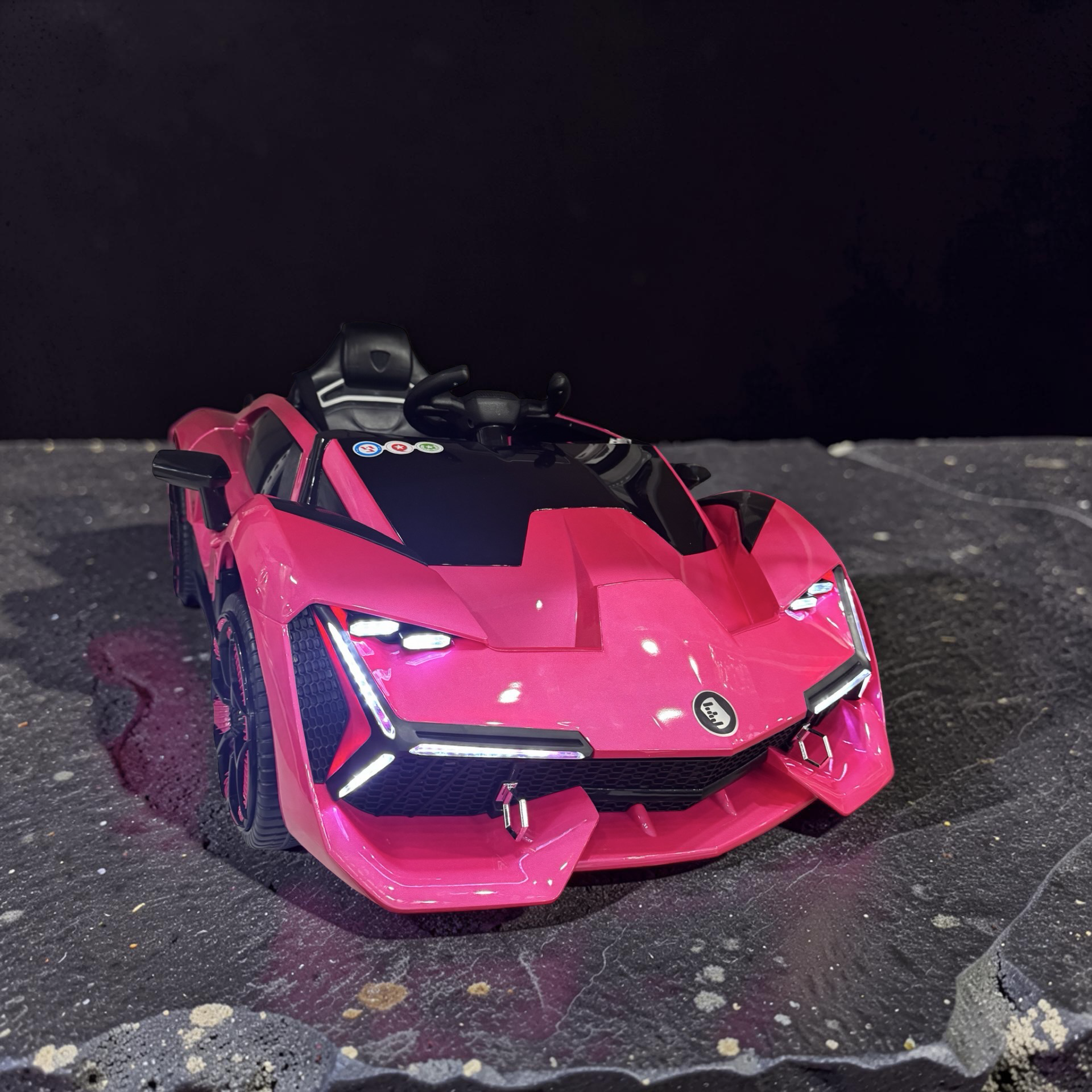 2026 Large (Ages 1–6) 50W Dual-Motor Transformer Sport Car Kids Ride-On – Hydraulic Butterfly Doors, LED Lights, Bluetooth Speakers & Parental Remote Control