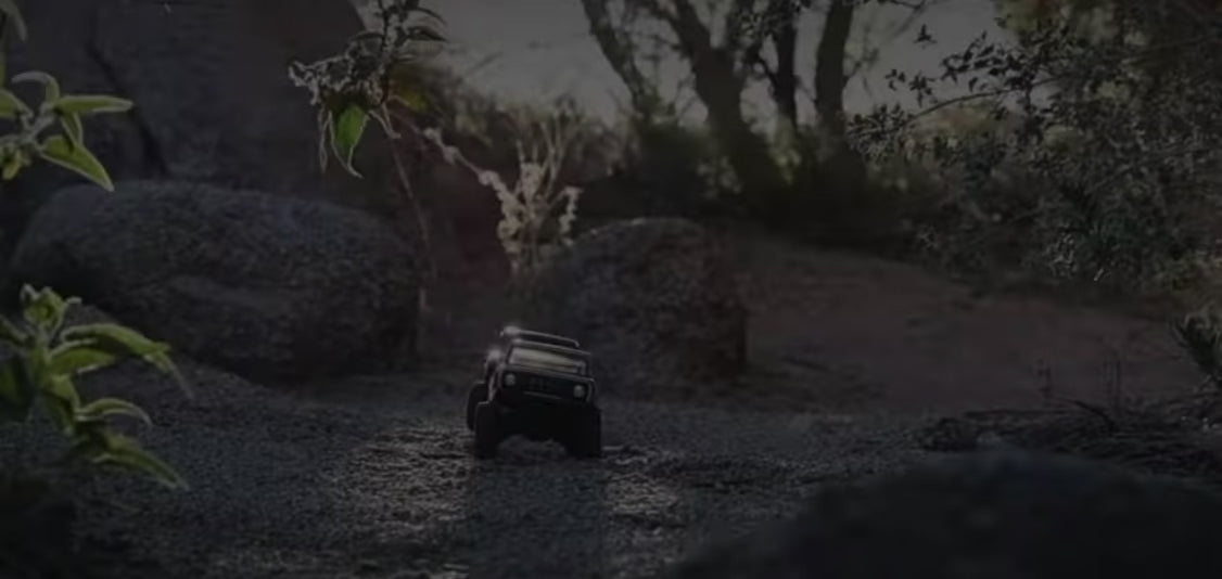 1/18 Scale Brushless Electric Rock Crawler RTR with 2.4GHz Radio, Battery & Charger Included